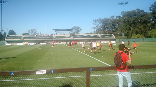 Soccer Field «Maloney Field at Laird Q. Cagan Stadium», reviews and photos, Nelson Rd, Stanford, CA 94305, USA