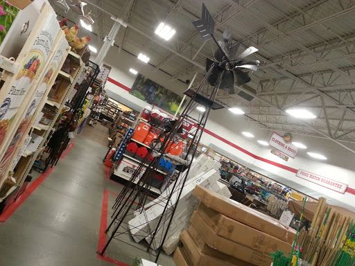 Home Improvement Store «Tractor Supply Co.», reviews and photos, 7150 Allentown Blvd, Harrisburg, PA 17112, USA