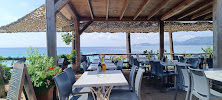 Atmosphère du Restaurant français L'acciaro plage à Porto-Vecchio - n°9