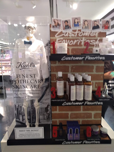 Cosmetics Store «SEPHORA», reviews and photos, 2800 W Big Beaver Rd, Troy, MI 48084, USA