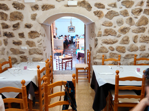 Bar Restaurante el Casino de Sella - Plaça Major, nº11, 03579 Sella, Alicante, España