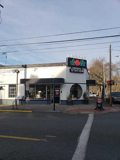 Florist «Luepke Flowers and Finds», reviews and photos, 1300 Washington St, Vancouver, WA 98660, USA