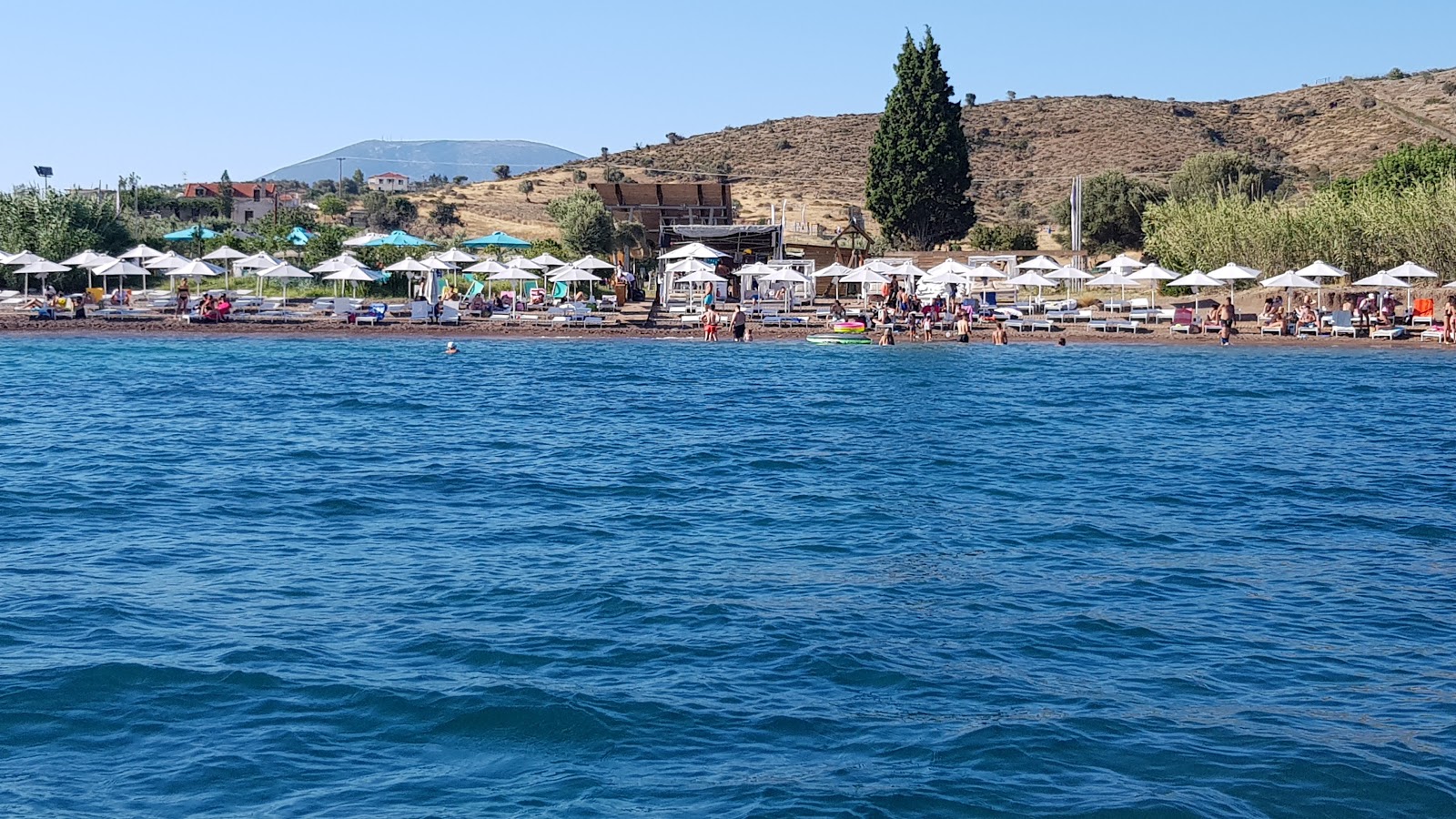 Petrothalassa beach photo #9