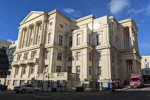 Brighton Town Hall image