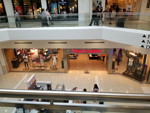 Shopping Mall «Kenwood Towne Centre», reviews and photos, 7875 Montgomery Rd, Cincinnati, OH 45236, USA