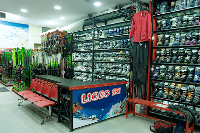 Tienda de esquí Liceo SKI - Taller y Tienda de Alquiler de Esqui & SNOW en Málaga