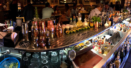 NIEBLA COCKTAIL BAR