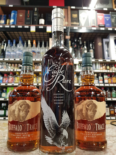 Wine Store «Luekens Liquors», reviews and photos, 4643 W Kennedy Blvd, Tampa, FL 33609, USA