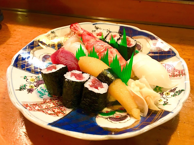 津多屋寿司