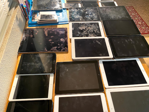 Niles Phone Repair image