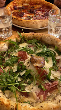 Pizza du Restaurant italien VENICE - Californian Trattoria à Saint-Maur-des-Fossés - n°16