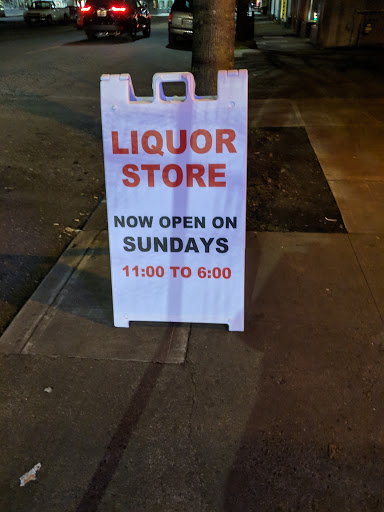 Liquor Store «St Johns Liquor Store», reviews and photos, 8915 N Lombard St, Portland, OR 97203, USA