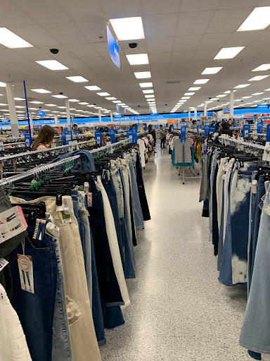 Clothing Store «Ross Dress for Less», reviews and photos, 18520 33rd Ave W, Lynnwood, WA 98037, USA