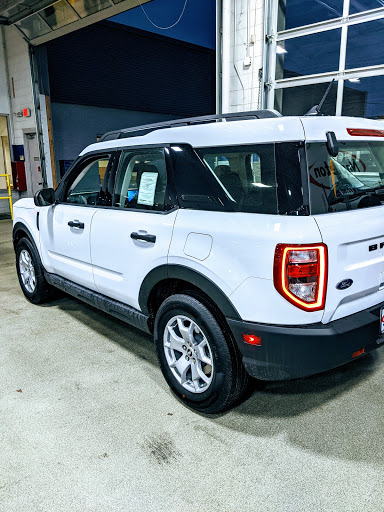 Ford Dealer «Napleton Ford in Libertyville», reviews and photos, 1010 S Milwaukee Ave, Libertyville, IL 60048, USA