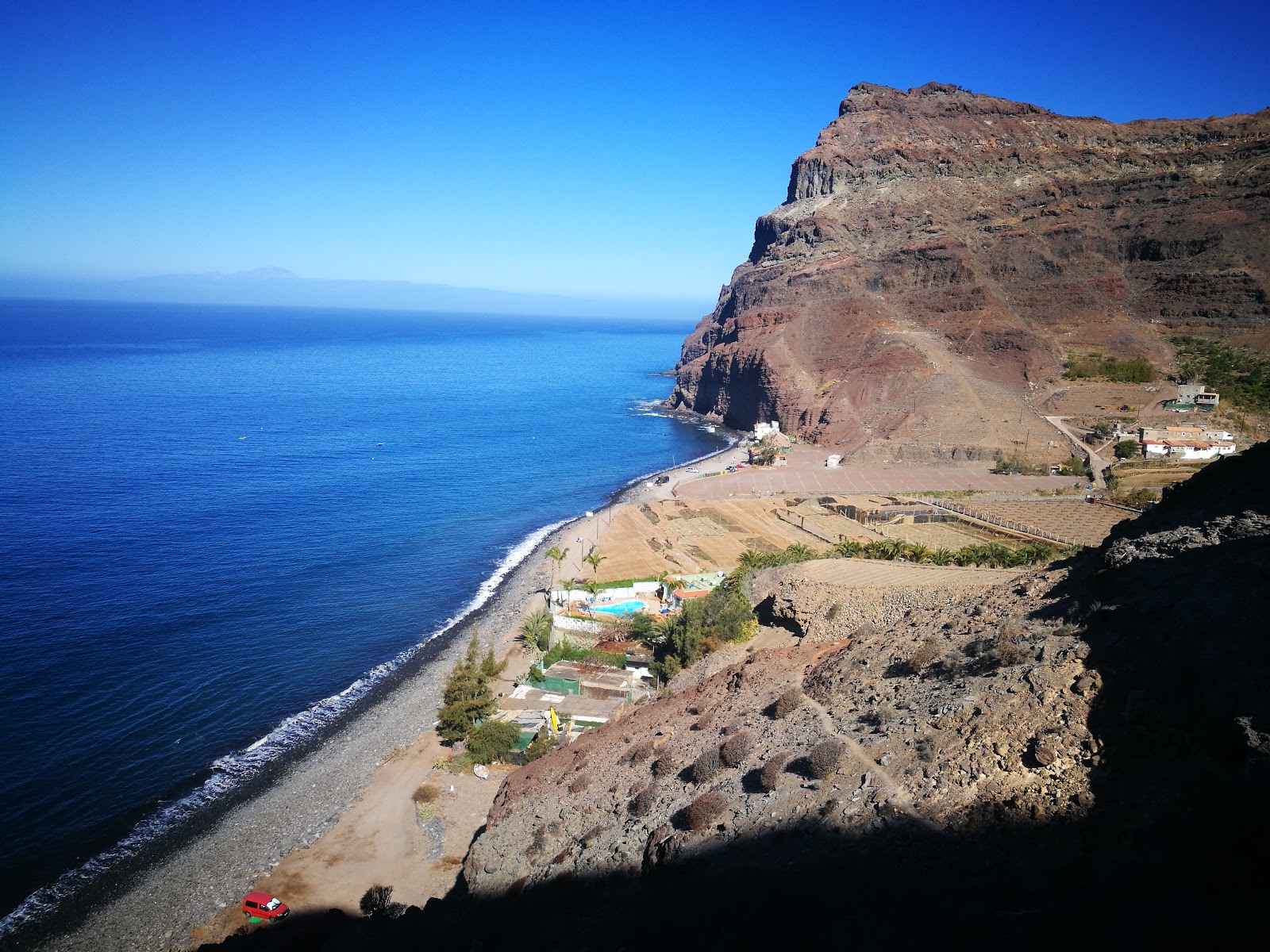 Foto av Playa de Aneas med grå sten yta