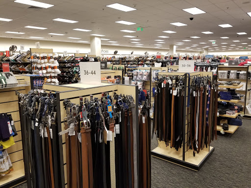Department Store «Nordstrom Rack Belmar», reviews and photos, 393 S Vance St, Lakewood, CO 80226, USA