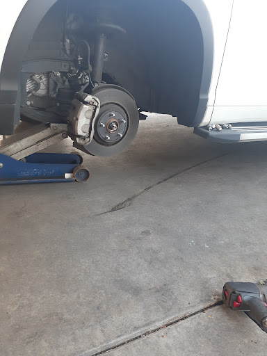 Tire Shop «Firestone Complete Auto Care», reviews and photos, 4201 Maine Ave, Baldwin Park, CA 91706, USA