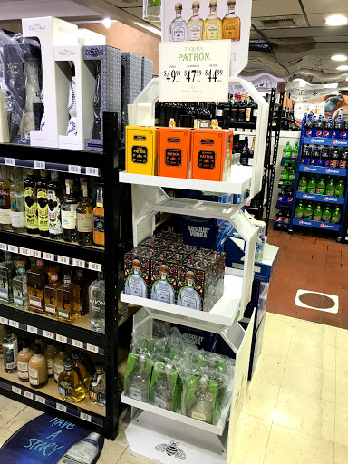 Liquor Store «Longhorn Liquor Store», reviews and photos, 223 NW Broad St, Murfreesboro, TN 37130, USA