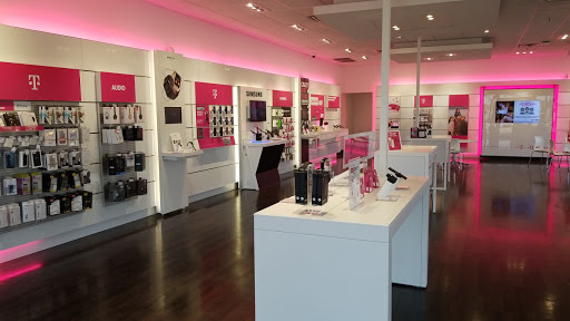 Cell Phone Store «T-Mobile», reviews and photos, 8910 TX-121, McKinney, TX 75070, USA