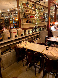 Atmosphère du Restaurant français Le Bistrot Flaubert à Paris - n°7