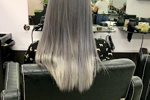 Vanessa's Hair Design image
