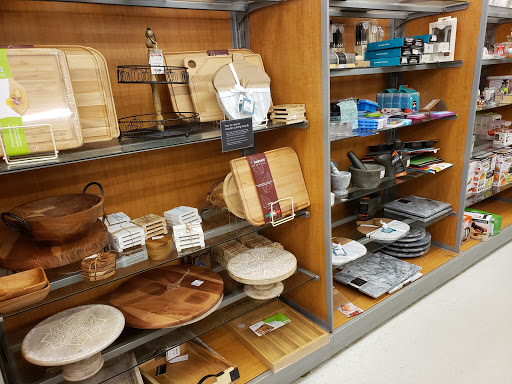 Department Store «T.J. Maxx», reviews and photos, 4800 Everhard Rd NW, Canton, OH 44718, USA