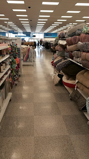 Clothing Store «Ross Dress for Less», reviews and photos, 5112 Commons Dr, Rocklin, CA 95677, USA