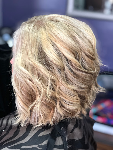 Beauty Salon «Reflections Hair Salon», reviews and photos, 407 Maple St, Murray, KY 42071, USA