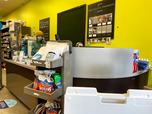 Pet Supply Store «Unleashed by Petco», reviews and photos, 520 S 23rd St, Philadelphia, PA 19146, USA