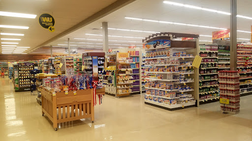 Grocery Store «Strack & VanTil Food Market», reviews and photos, 2168 W US Hwy 30, Valparaiso, IN 46385, USA