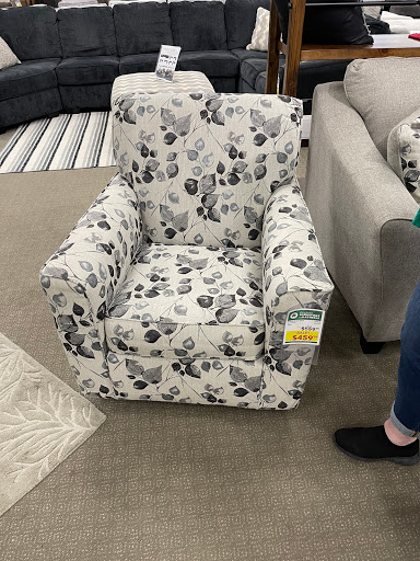 Furniture Store «Furniture On Consignment», reviews and photos, 4506 E 13th St N, Wichita, KS 67208, USA
