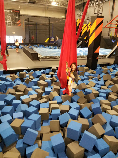 Amusement Center «Sky Zone Trampoline Park», reviews and photos, 42550 Executive Dr, Canton, MI 48188, USA