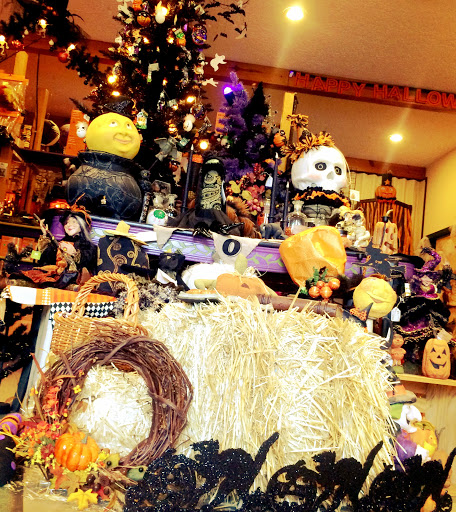 Gift Shop «Sleighbells Of Sherwood (Seasonal Business Open July1-December 23)», reviews and photos, 23855 SW 195th Pl, Sherwood, OR 97140, USA