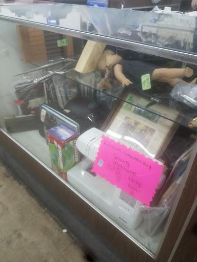 Thrift Store «Community Thrift Store», reviews and photos, 6015 Edgewater Dr, Orlando, FL 32810, USA