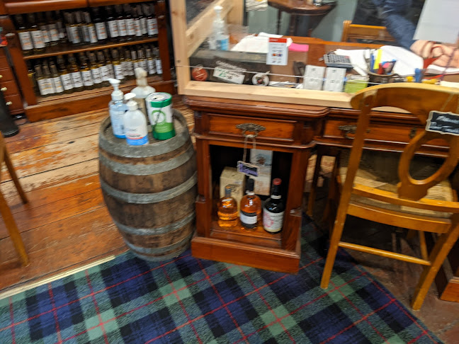 Cadenhead's Whisky Shop - Edinburgh
