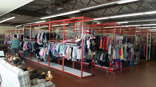 Thrift Store «Community Thrift Store», reviews and photos, 3440 Grand Ave, Gurnee, IL 60031, USA