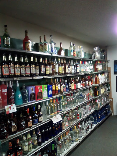 M & M Discount Liquors, 80 Wolcott St, Bristol, CT 06010, USA, 