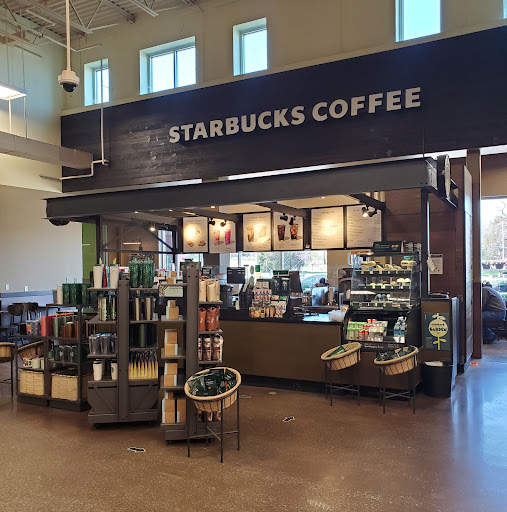 Starbucks, 6829 SW 29th St, Topeka, KS 66614, USA, 