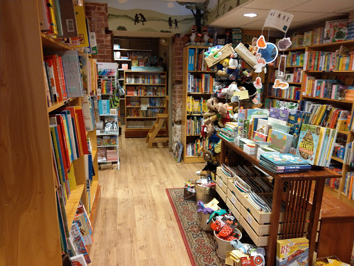 Book Store «Newtonville Books», reviews and photos, 10 Langley Rd, Newton, MA 02459, USA