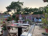 Atmosphère du Bar-restaurant à huîtres Le Petit Chenal à Lège-Cap-Ferret - n°16