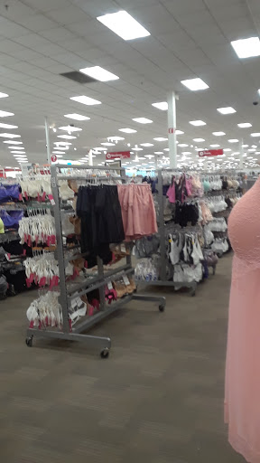 Department Store «Target», reviews and photos, 111 Pioneer Trail, Chaska, MN 55318, USA