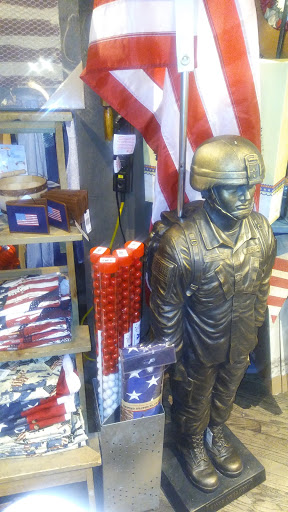 American Restaurant «Cracker Barrel Old Country Store», reviews and photos, 1162 Wayne Ave, Chambersburg, PA 17202, USA