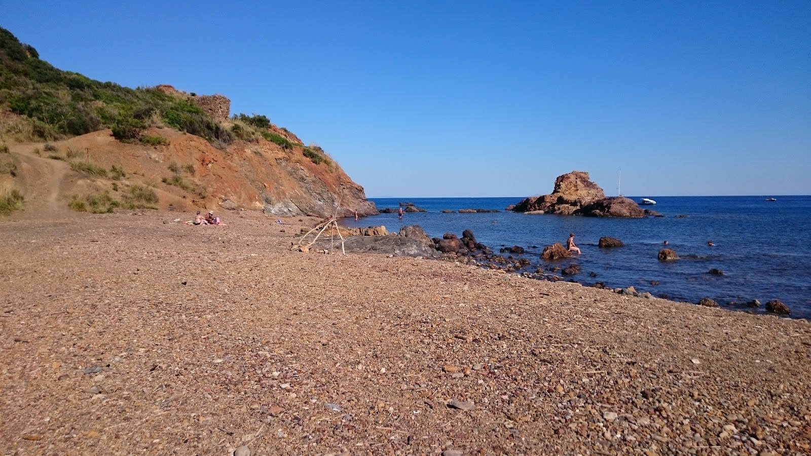 Spiaggia Di Terranera'in fotoğrafı geniş ile birlikte