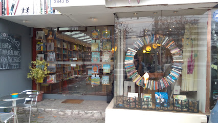 Mil Aires Boutique del Libro