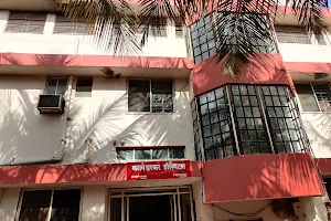 Dr. Katneshwarkar Hospital image
