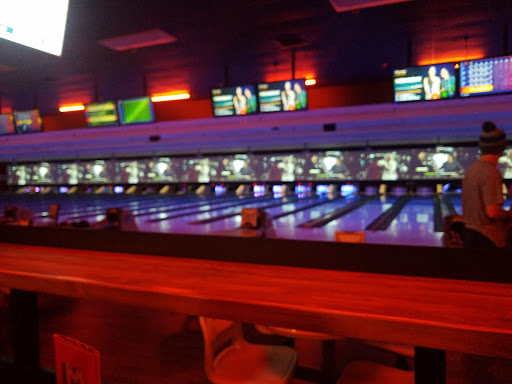 Bowling Alley «Brunswick Zone Classic Lanes», reviews and photos, 1800 Hamner Ave, Norco, CA 92860, USA