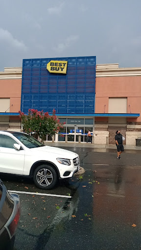 Electronics Store «Best Buy», reviews and photos, 45575 Dulles Eastern Plaza #188, Sterling, VA 20166, USA