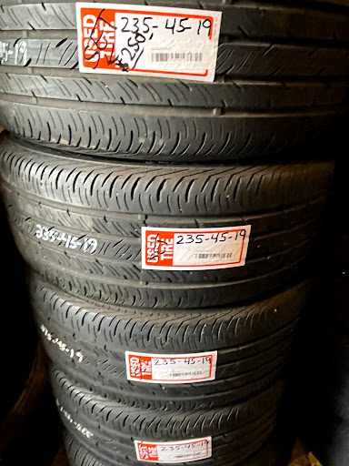 Tire Shop «Cruz Tire Services», reviews and photos, 3700 Hunters Point Pike, Lebanon, TN 37087, USA