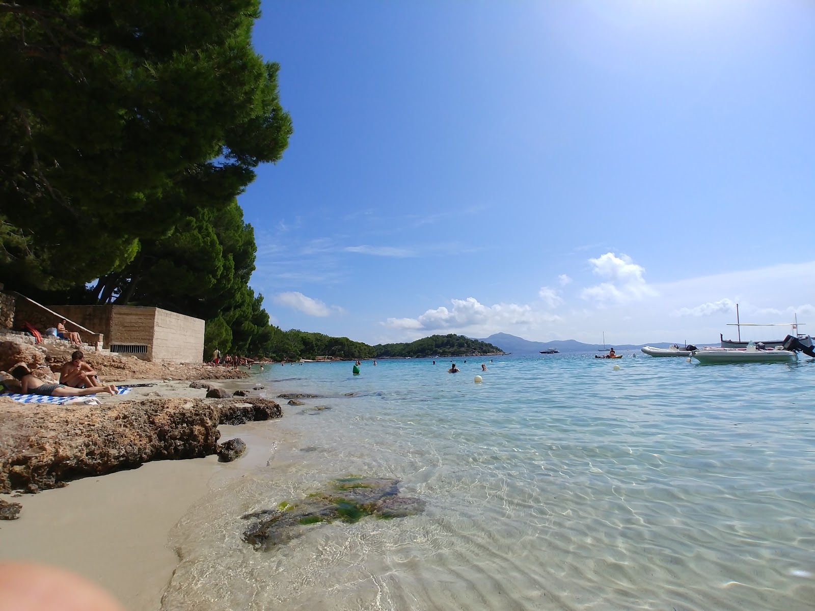 Foto av Formentor Stranden beläget i naturområde