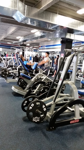Health Club «Crunch - Richmond Hill», reviews and photos, 115-2 Jamaica Ave, Queens, NY 11418, USA